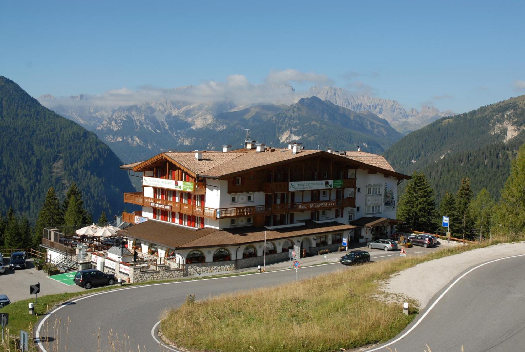 Hotel Bellavista Canazei Exteriör bild
